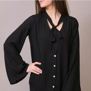 NWT Show Me Your MuMu Black Taylor Tie Blouse Size M